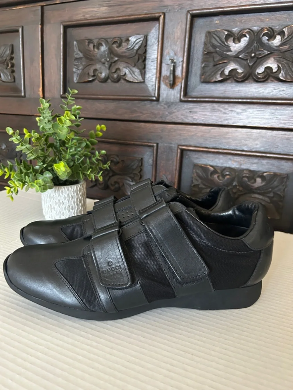 Gucci Black Leather & Textile Velcro Slip-On Sneakers - Picture 4 of 13